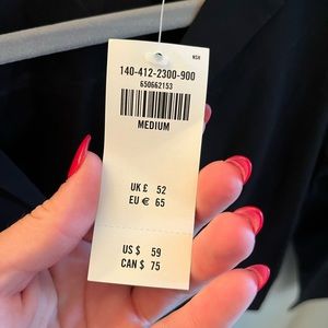 Abercrombie & Fitch collared crop, never worn. NWT size medium